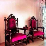 Comodo A Tutti Servizi Διαμέρισμα *