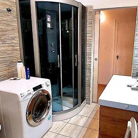 Appartement Comodo A Tutti Servizi *