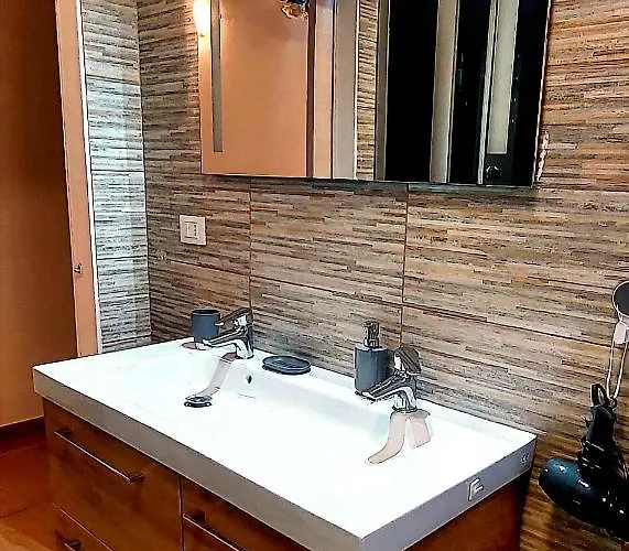 Comodo A Tutti Servizi Apartamento